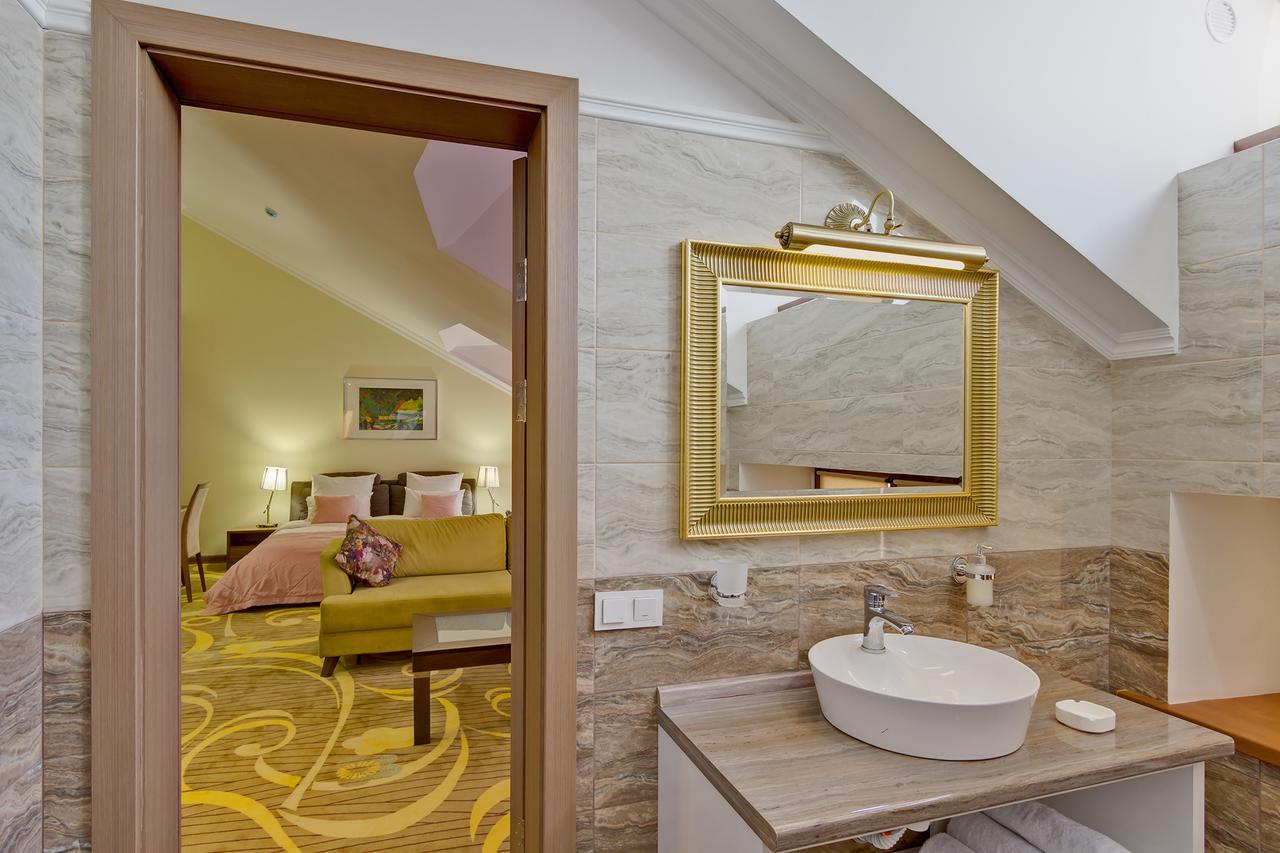 Beis Spa Hotel Resort Almati Kültér fotó
