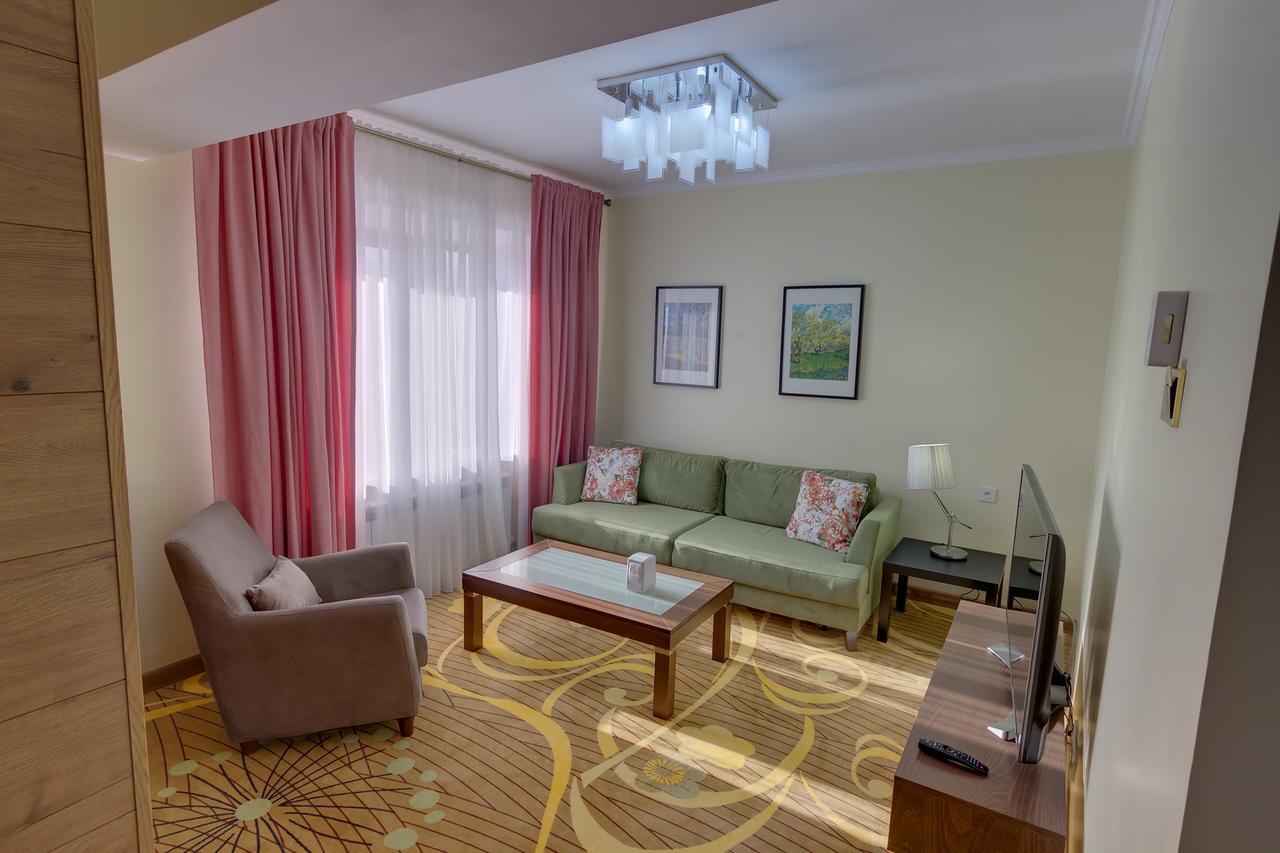 Beis Spa Hotel Resort Almati Kültér fotó
