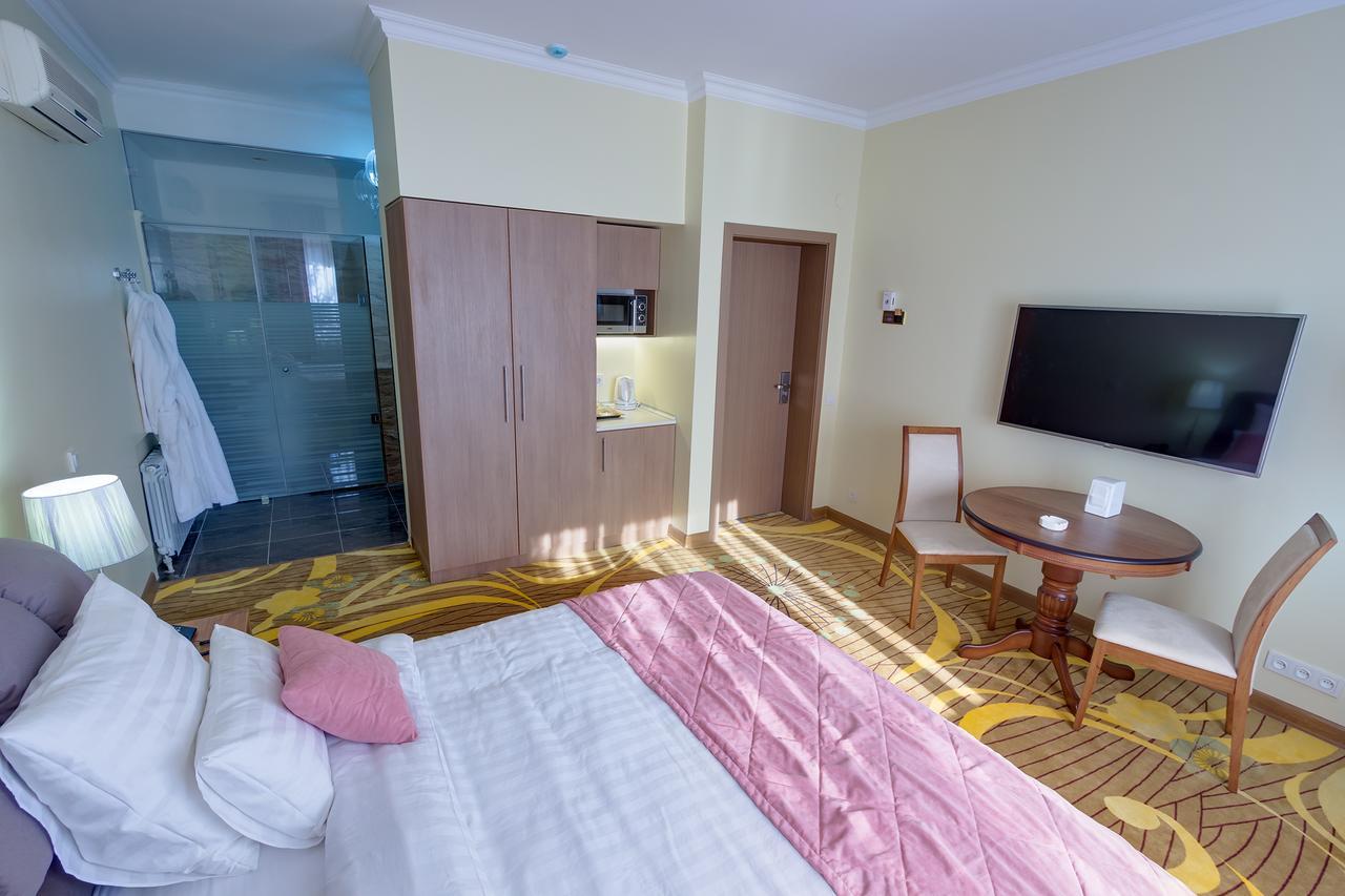 Beis Spa Hotel Resort Almati Kültér fotó