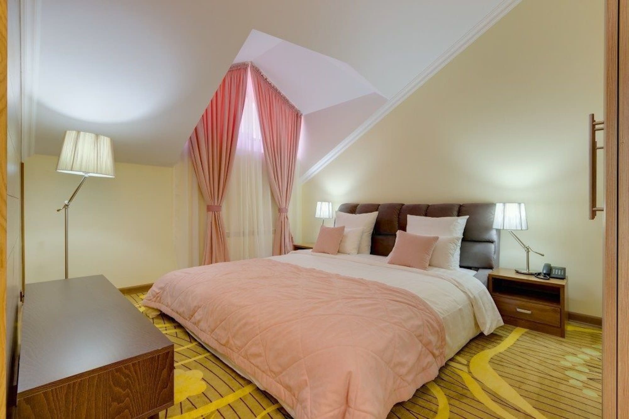 Beis Spa Hotel Resort Almati Kültér fotó